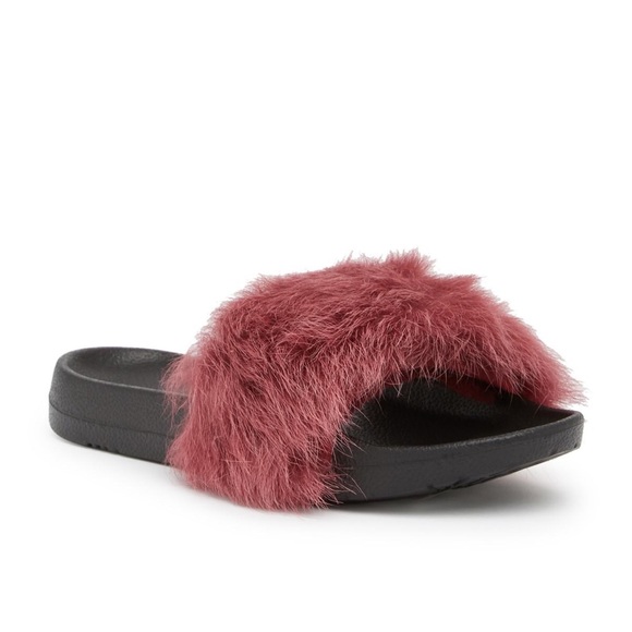 UGG Shoes - Ugg Women's Red Royale Genuine Lamb Fur Slide